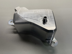 Anpassad 5-axlig CNC-fr&auml;st expansionstank i aluminium 