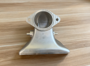 Захиалгат 5 тэнхлэг CNC тээрэмдэх Хөнгөн цагаан бэлдэц Intercooler Төгсгөл танк