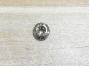 Изготовленный на заказ переходник трубы с резьбой M5 из нержавеющей стали с ЧПУ